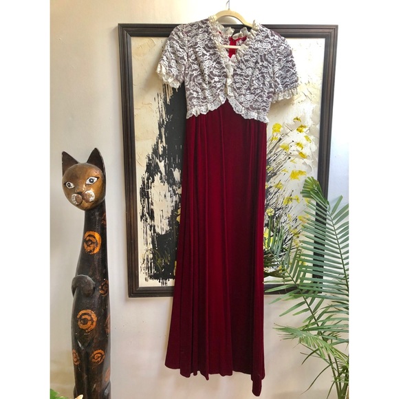 Vintage Lacy Velvet Dress - Picture 1 of 8